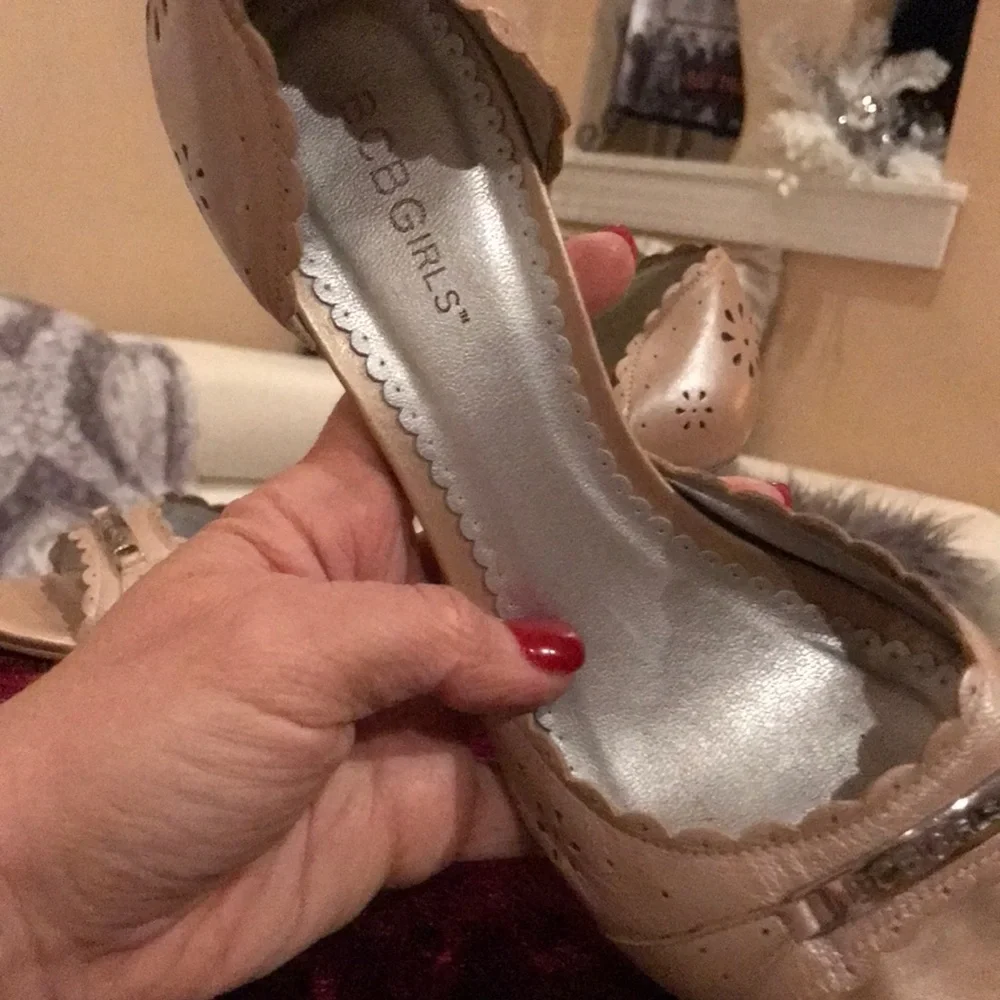 BCBGirls Soft Leather Heels - Picture 7 of 8